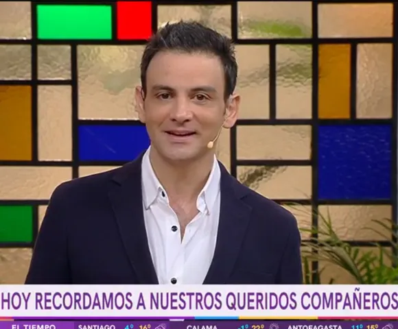Buenos Días a Todos Juan Fernández Buenos Días a Todos Juan Fernández