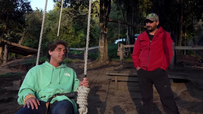 Claudio Iturra - La ruta de la Patagonia Canal 13
