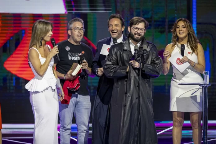 boric teletón gabardina emmanuel boric teletón gabardina emmanuel