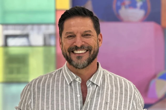 Rafael Cavada continúa en Chilevisión tras semanas de incertidumbre