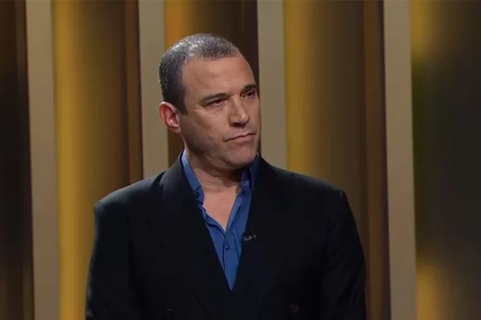 Julián Elfenbein hospitalizado