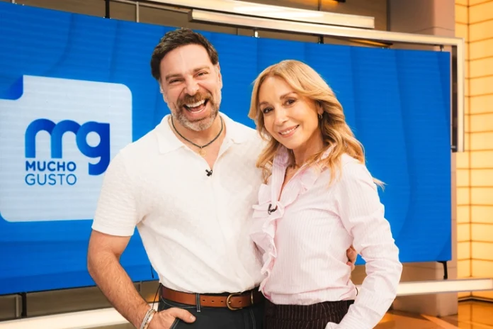 Mucho Gusto Mega Karen Doggenweiler y José Antonio Neme en la conducción de Mucho Gusto