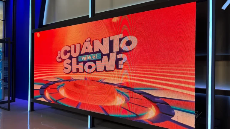 El doble batacazo de Julián Elfenbein: Su esperado regreso a CHV que ya tiene a la competencia contra las cuerdas
