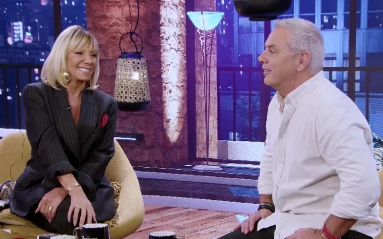 José Miguel Viñuela celebra 3 años de «Tal Cual» y revela la clave de su química «telepática» con Raquel Argandoña