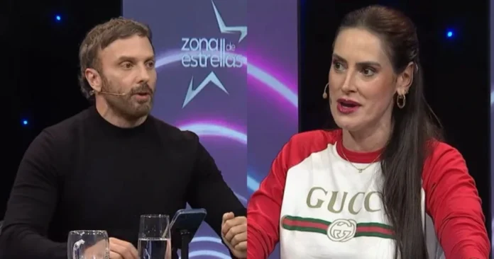 Adriana Barrientos en el panel de Zona de Estrellas
