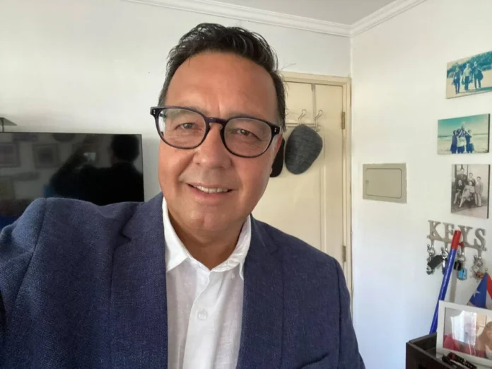 Álvaro Sanhueza durante su etapa como periodista deportivo