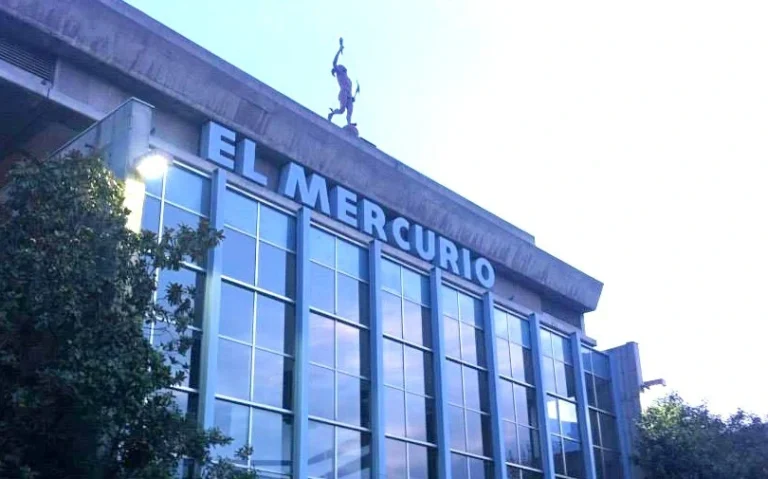 El Mercurio hipoteca planta e inmuebles de sus diarios