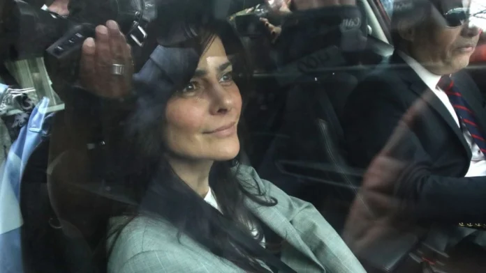 Tonka Tomicic, animadora demandada por Banco BICE por un departamento en Vitacura