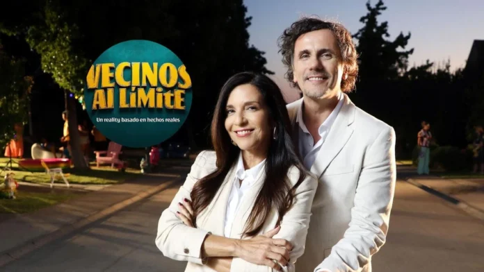 Finalistas de Vecinos al límite, reality de Canal 13 conducido por Sergio Lagos, durante la grabación de la final